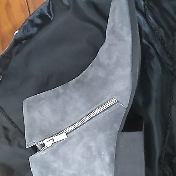 Marc Fisher grey suede booties 8.5 - Picture 5 of 5